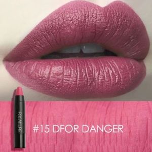 Focallure Matte Lipstick Pen #15